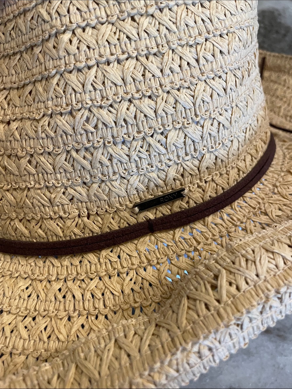 Roxy Natural Straw Sun Hat with Brown Band - Picture 3 of 4